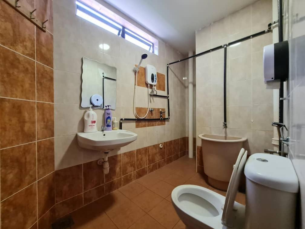 Mg Casa Inn - Mutiara Gurney George Town  Szoba fotó